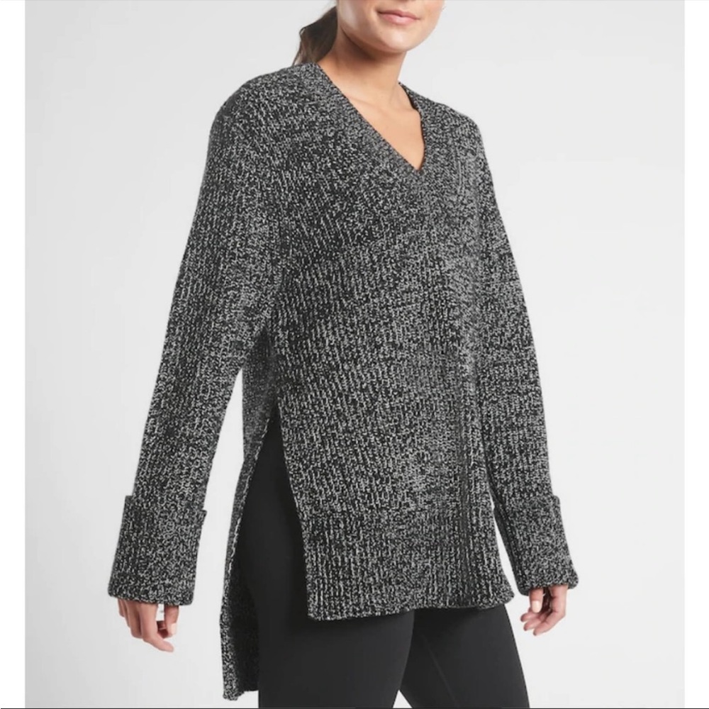 NEW/ Athleta •XXS• Oversized Shasta V Neck Wool Blend High Low Sweater